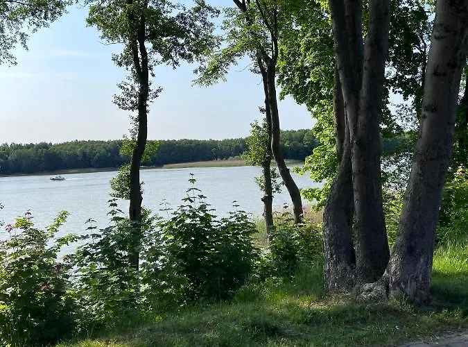 Nad Ilawka 아파트